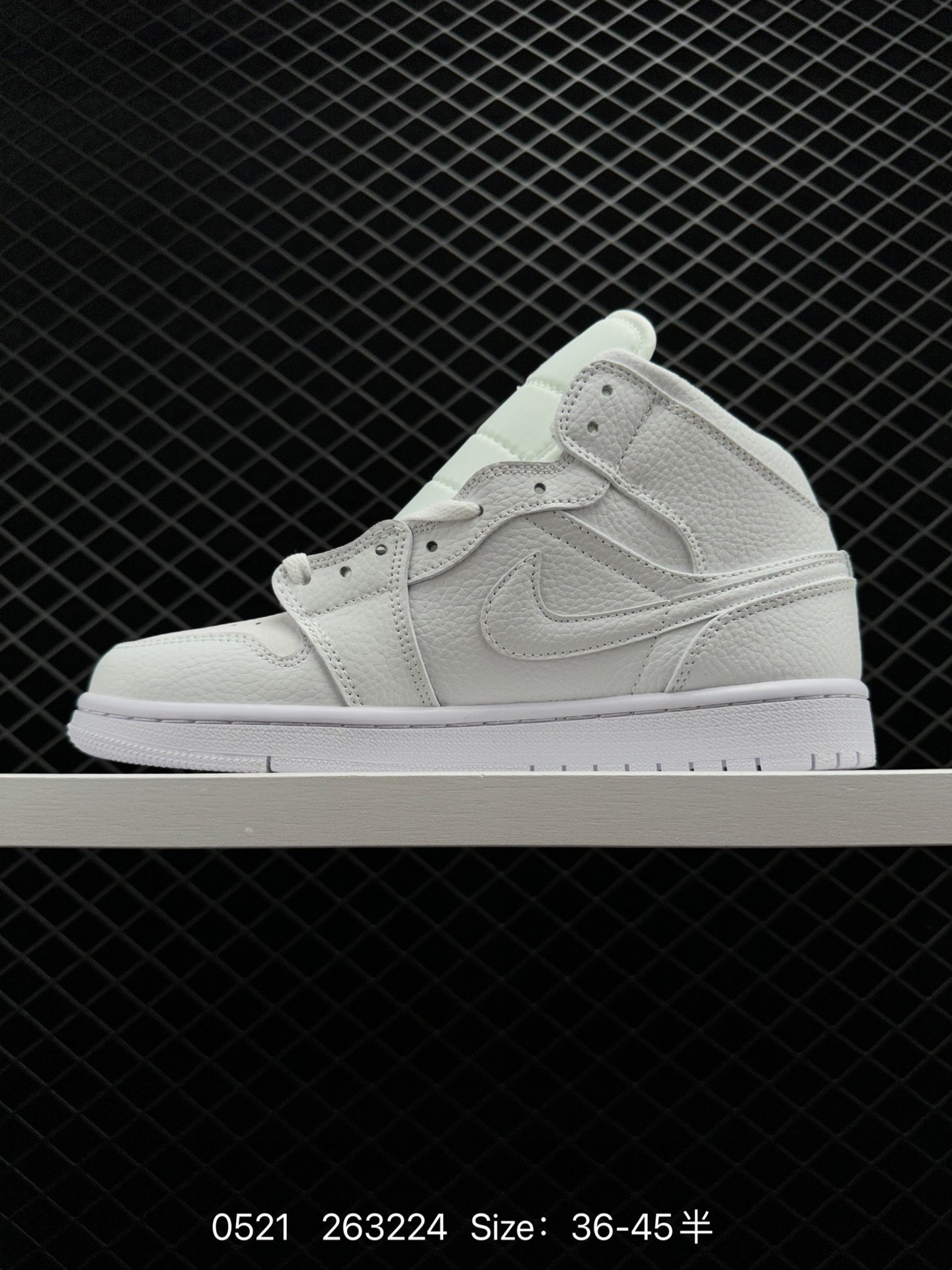 Air Jordan 1 Mid “Legend Blue”